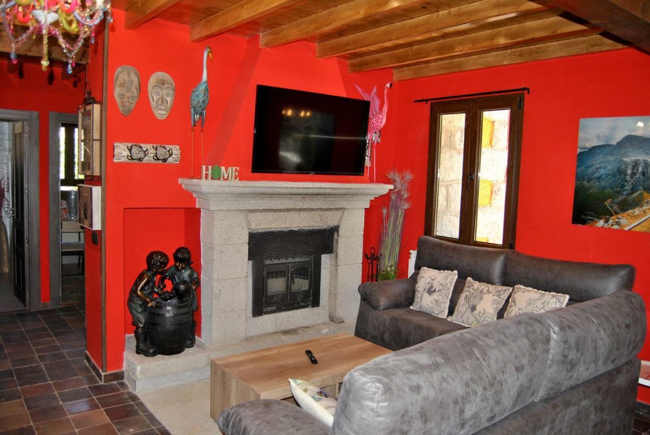 Complejo Casas Rurales Mansiones Y Villas Deluxe Collado Mediano エクステリア 写真
