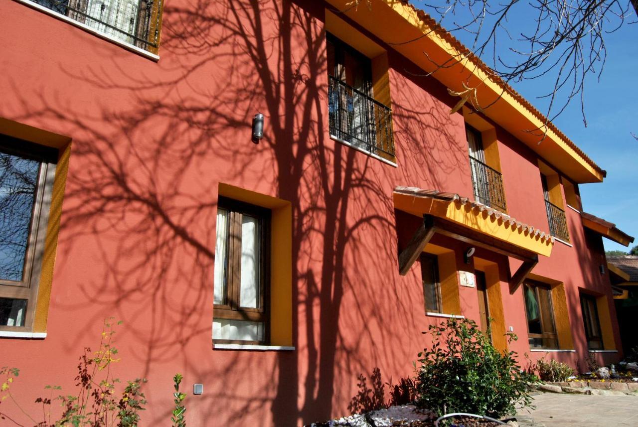 Complejo Casas Rurales Mansiones Y Villas Deluxe Collado Mediano エクステリア 写真