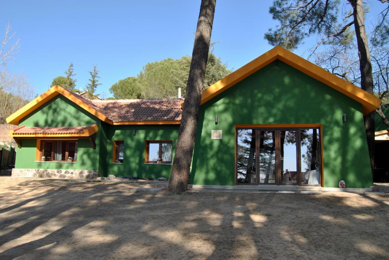 Complejo Casas Rurales Mansiones Y Villas Deluxe Collado Mediano エクステリア 写真